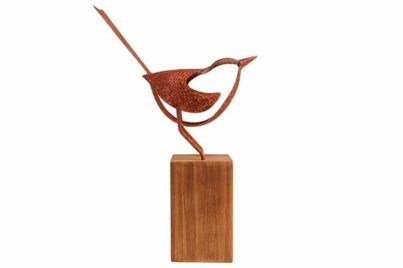 Vogel Silhouette op Sokkel&nbsp;<br />17,5 x 6,5 x 25,5 cm · metaal