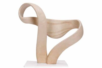 Sculptuur op Sokkel Beige&nbsp;<br />25,9 x 10 x 24,5 cm · polyresin